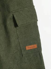Conjunto de camisa y pantalones minimalista y versátil para niños preadolescentes, de tela suave, adecuado para el uso diario, la escuela, los viajes y los deportes al aire libre en primavera/verano, con un diseño cómodo y de estilo universitario casual