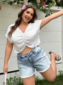 SHEIN EZwear Plus Size Women Casual Short V-Neck Solid Color Short Sleeve Shirt - White - View 2