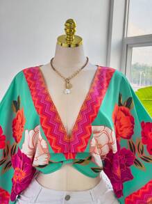 Sweetra 大码 V 领花卉数码印花度假衬衫