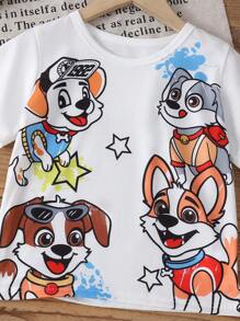 Conjunto informal de 2 piezas de camiseta de manga corta con cuello redondo y estampado de dibujos animados y pantalones cortos para niño pequeño