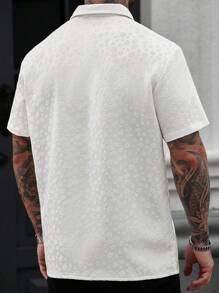 Manfinity RSRT Men's White Woven Jacquard Short Sleeve Shirt , Mens Summer Shirts , Nice Shirts For Men , Style Shirts For Men , Men S Short Shirts
