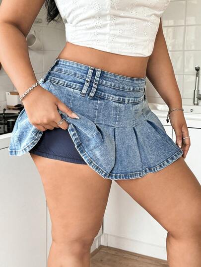 SHEIN ICON Plus Size Black Denim Mini Skirt, Low-Waist, Slim Fit, Pleated