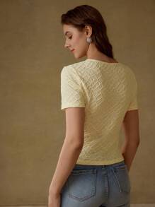 MOTF PREMIUM 女士优雅修身花卉贴花T恤 - 黃色 - 查看 4