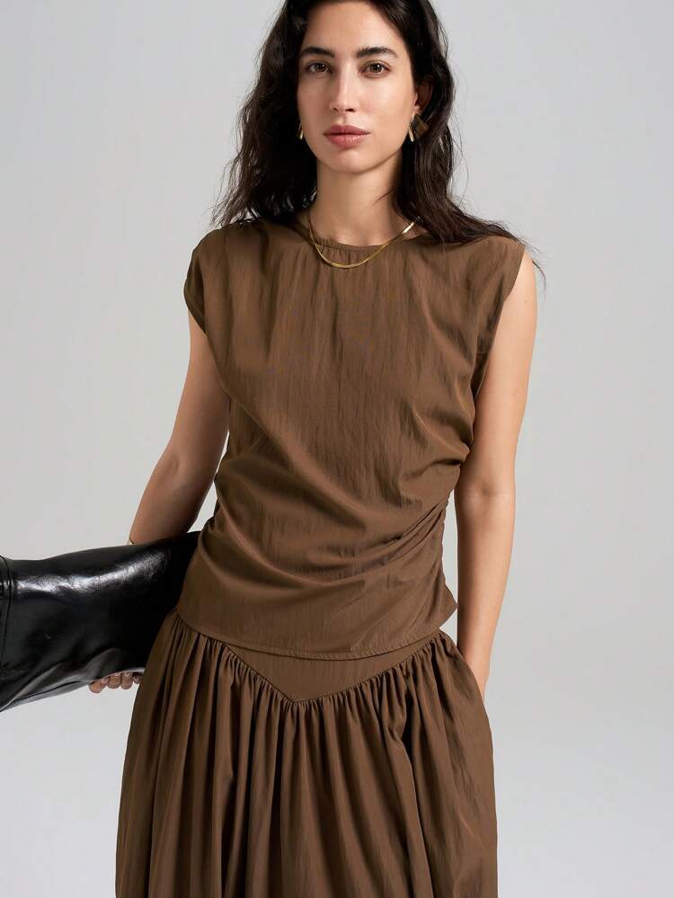 Women's 2025 Summer Solid Color Round Neck Asymmetric Hem Sleeveless Casual Camisole, Elegant For Party, Suitable For Independence Day, Beach Holiday, Graduation, Wedding Guest, Memorial Day, Dance, Daily Commute, Paired With Skirt