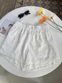 Comfortcana Plus Size Women White Embroidered Shorts, Fashionable For Summer - White - View 3