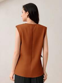 BizChic Camisa de mujer 2025 Verano Nuevo Cuello Redondo Marrón Mangas Cortas Bajo Asimétrico Decorado con Botones y Cinturilla, Vestimenta Casual de Oficina Elegante para Vacaciones de Playa, Boda, Festival de Música, Brunch, Aeropuerto, Estilo Vintage 90s Escandinavo Americana