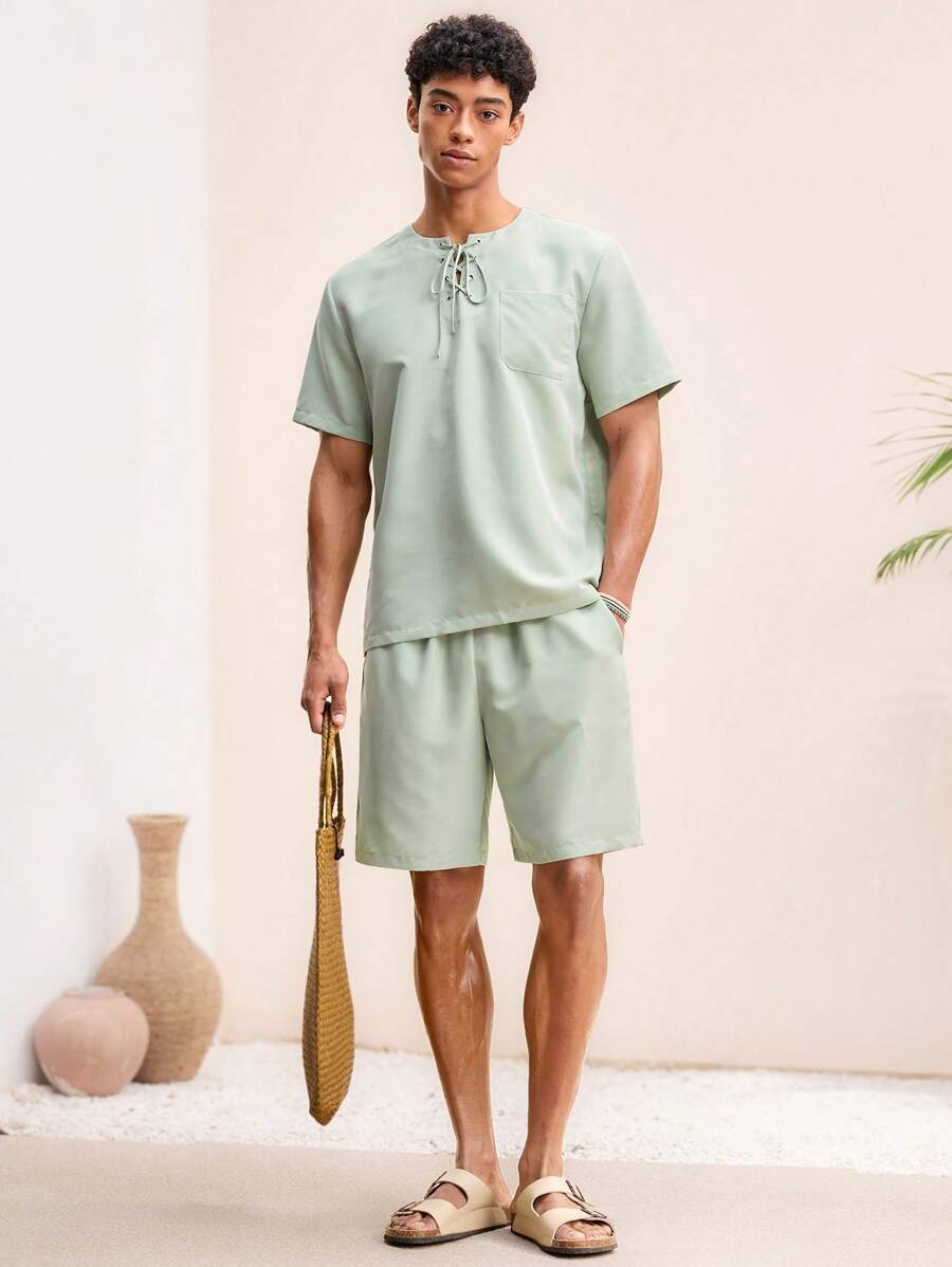 Manfinity VCAY 2 件男士梭织短袖 T 恤和抽绳短裤套装，时尚纯色，夏季 - 薄荷綠 - 查看 1