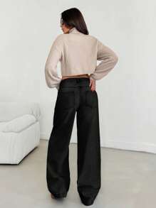 EURMUSE Women's Casual Low Waist Button Pocket Wide Leg Jeans - Black - View 2