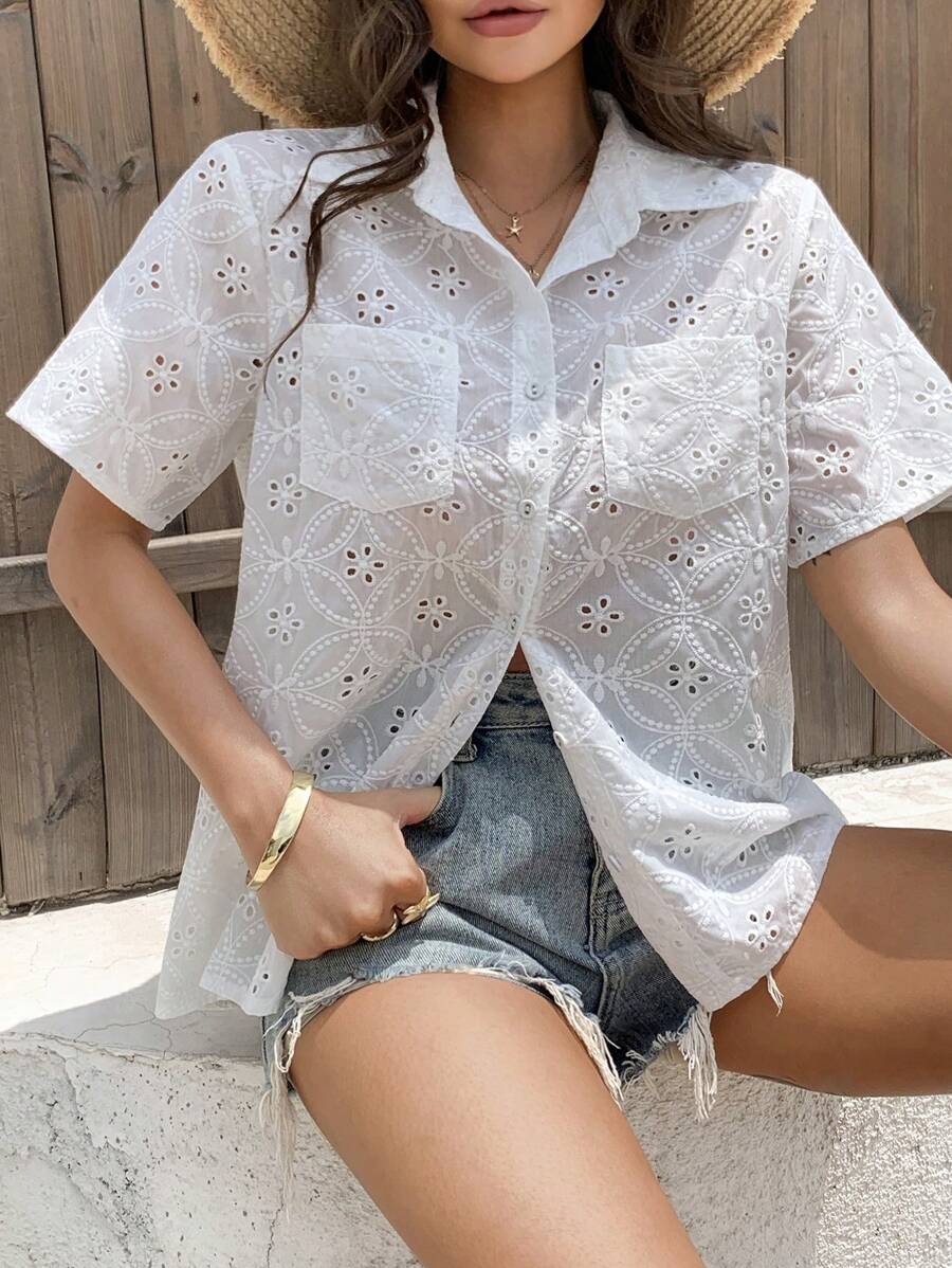 DAZY Camicia da donna aderente con scollo a bottoni e maniche corte in pizzo