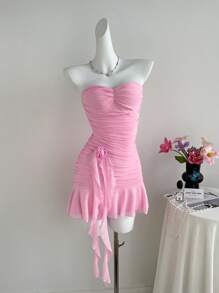 Sweetra Damen neue sexy Mode 3D Blumen Off-Shoulder ärmelloses plissiertes figurbetontes Beach Urlaubskleid