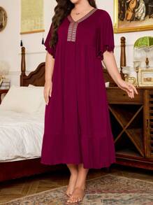 SHEIN Plus Size Retro Loose V-Neck Long Nightgown, Solid Color, Fashion, Suitable For Summer - Multicolor - View 8