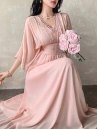 DAZY Damen elegantes Chiffon V-Ausschnitt, besticktes Blumen Maxikleid mit Spitzenbesatz, tailliert, Kurzarm, leicht für Frühling, Sommer, Herbst