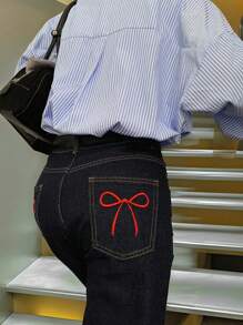 DAZY 女式后口袋刺绣蝴蝶结宽松休闲牛仔裤 Y2K 秋冬款