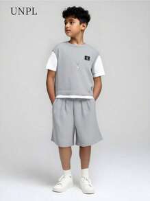 SHEIN Ragazzo Tween toppa con lettera Maglietta 2 in 1 & Shorts