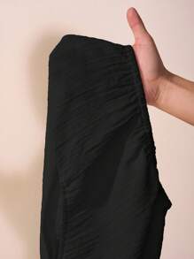 Zivah 2025 Summer New Style For Birthday Parties, Back To School Season, Student Wear, Daily Outings, Basic And Versatile, Leisure, Vacation, Cruise Travel, Beach, Seaside, Sunbathing, Popular Online Style, Elegant, Commuting, Business Casual, One Shoulder, Knot, Off-Shoulder And Backless, Cropped Women's Tops And Straight Loose Trousers, Ruffled Edges, Pockets, Textured Vertical Stripes, Black, Summer Suits, Women's Two-Piece Suits - Black - View 8