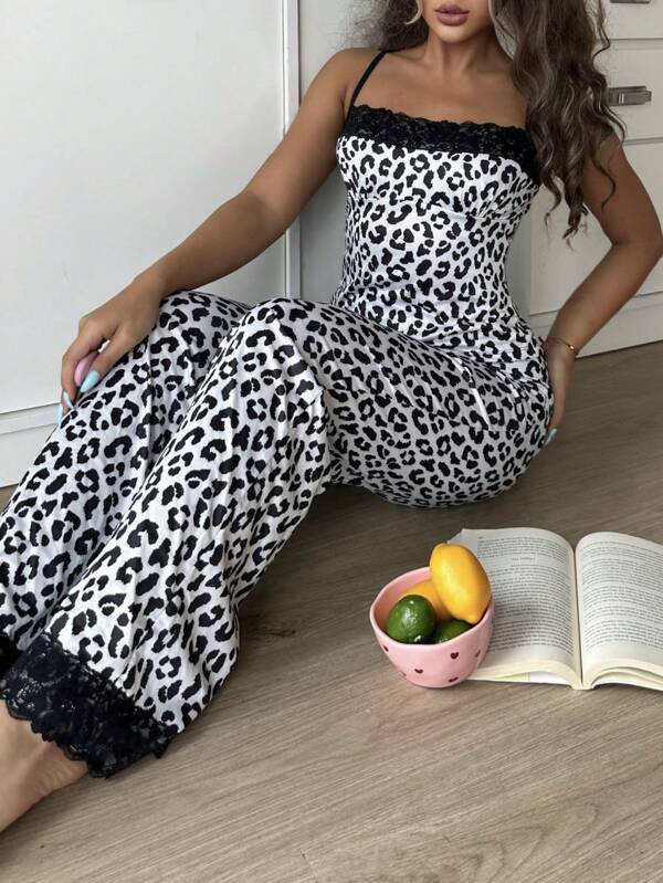 SweetSlumber Sweet Ins Leopard Print & Lace Splice Women Pajama Set