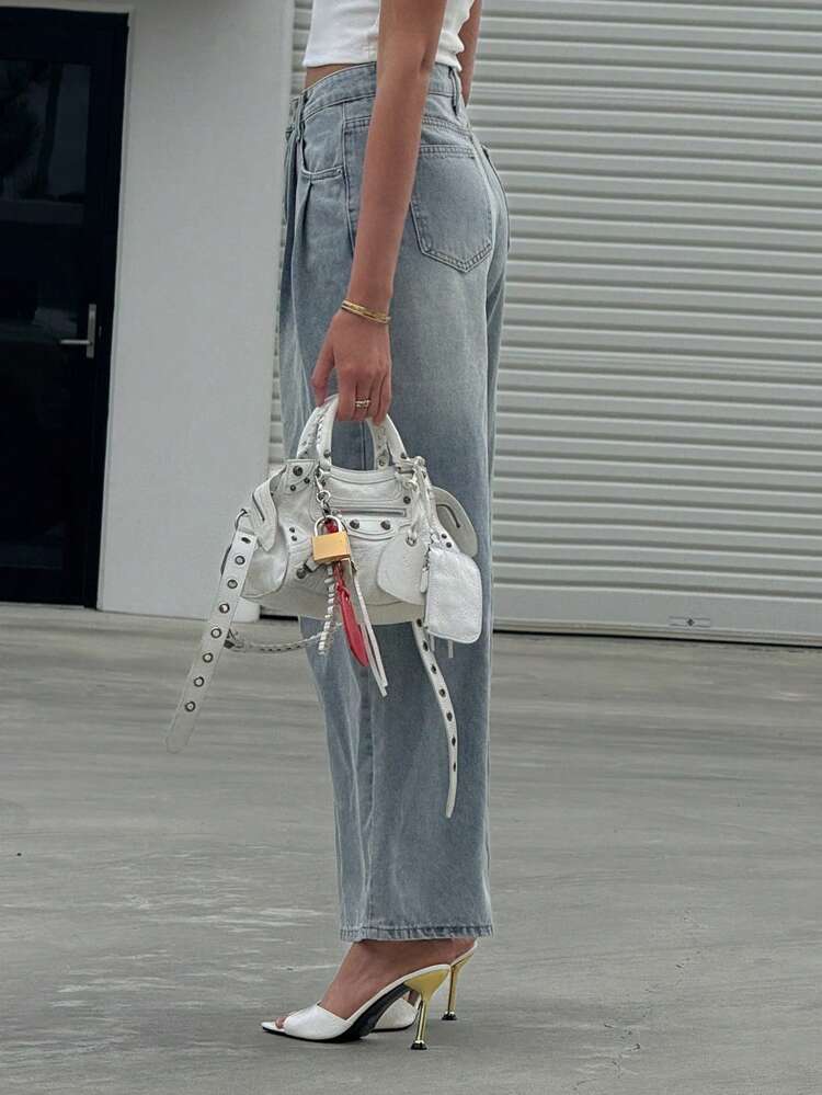 Women's Light Grey High-Waisted Wide Leg Jeans Casual Long Denim Pants With Zipper Detail