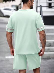 Manfinity Homme Men Plus Size Summer Black And White Striped Woven Belt Round Neck Short Sleeve T-Shirt And Shorts Casual Set,City Break Two Pieces Mocha Outfit - Mint Green - View 2