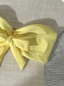 Swim Mod Atasan Bikini Tanpa Tali Warna Polos dengan Hiasan Logam Seksi dan Pita untuk Liburan Pantai Musim Panas - Kuning - View 5