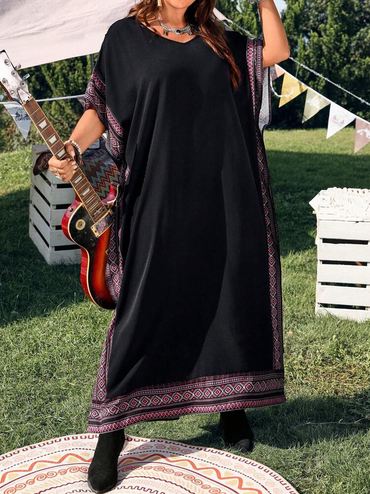 Plus Size Bat Wing Vintage Geometric Stripe Contrast V-Neck Cape Dress, Suitable For Spring And Summer Country Music Music Festival Bohemian Clothes Vacation Summer Dresses For Women,Flowy Dress