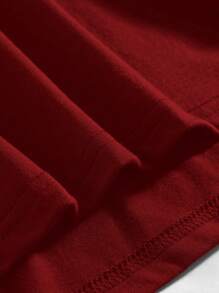 Manfinity EMRG 字母印花男士成熟休闲T恤，夏季时尚红黑图案T恤What The Heck Tshirt标语图案T恤男士图案T恤红色T恤 - 紅色 - 查看 6