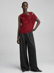 Ontre 2025 夏秋季女式纯色不对称领口褶皱设计适合夏季假日上衣、沙滩上衣、派对上衣、百搭上衣、节日上衣、休闲上衣、百搭办公室/工作服 - 酒紅色 - 查看 7