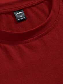 Manfinity EMRG 字母印花男士成熟休闲T恤，夏季时尚红黑图案T恤What The Heck Tshirt标语图案T恤男士图案T恤红色T恤 - 紅色 - 查看 4