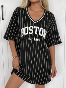 SHEIN EZwear Vestido deportivo con cuello en V, estampado de rayas y letras