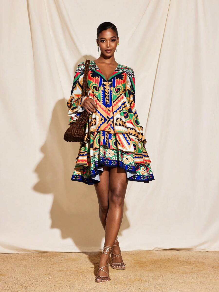 JIAN LASALA 波西米亚印花 V 领灯笼长袖分层 A 字迷你连衣裙女士度假夏装女士短裙夏季女士夏季服装海滩度假服装欧洲夏季外出夏威夷服装女士安卡拉连衣裙度假装飘逸连衣裙复古返校节礼服秋季女装 - 彩色 - 查看 1