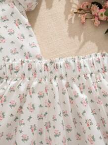SHEIN Ensemble 2 pièces de style campagnard pour fille, blouse à manches courtes à fleurs et mini-jupe dans des couleurs claires. Convient pour les sorties quotidiennes, au printemps/été - Beige - Voir 6