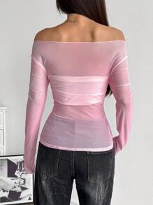 Blouse ajustée sexy, transparente, avec une seule épaule et des détails de volants sur la manche longue