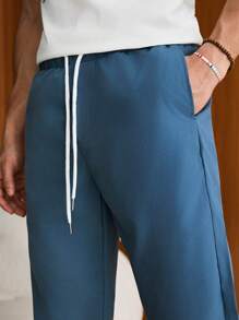 SWAVVY Men Lion & Letter Graphic Tee & Drawstring Waist Trousers - Dusty Blue - View 6
