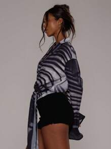 MUSERA Áo kiểu dài tay, cổ chữ V xẻ sâu, chất liệu chiffon, họa tiết, kiểu quấn eo, thích hợp cho kỳ nghỉ, du lịch, đi biển, phong cách boho lãng mạn, Ibiza, sang trọng, dự tiệc, kỳ nghỉ, áo dễ thương, áo gợi cảm, áo đi chơi, áo dự tiệc mùa thu, xuân, hè. - trắng - Xem 4