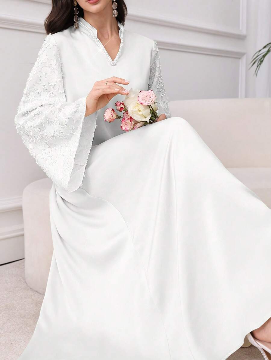 Al Najma 勃艮第红色女式 V 领喇叭袖仿珍珠装饰优雅阿拉伯连衣裙，优雅端庄的华丽束腰外衣阿拉伯长袍，适合晚会/日常休闲 - 白色 - 查看 1