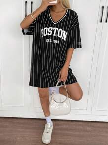 SHEIN EZwear Vestido deportivo con cuello en V, estampado de rayas y letras