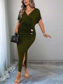 SHEIN Clasi Plus Size Women Cross Collar Fitted Waist Bodycon Knit Dress With 3D Floral Detail, Elegant Spring & Summer