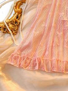 可爱性感蝴蝶结蕾丝露背两件套女士内衣套装，荷叶边下摆和花卉压花网眼，半透明，适合外出穿着 - 粉色 - 查看 4