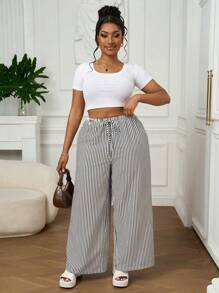 SHEIN PETITE CURVE Große Größen Sommer Loose Fit Gestreifte Casual Hose mit Gummibund und Kordelzug, Strandurlaub, Sommer, geeignet für kleinere Personen - marineblau - Übersicht 4