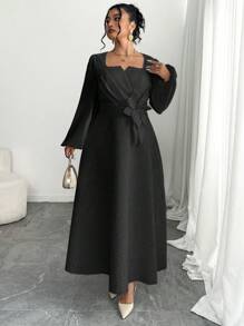 Modelyn 大码女式优雅镂空领口泡泡袖纹理面料连衣裙 - 黑色 - 查看 4