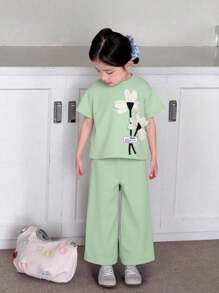 2 Stücke/Set Mädchen Sommer Strick Mode Koordination 3D Blumen Dekor, weiße Rundhals Kurzarm-Oberteile und Hose Set, Mädchen Zweiteiler Outfit grün, 2-teiliges Mädchen-Shirt Set grün, Mädchen-Set grün 5T, mintgrüne Kinderkleidung, Hose Set mit weitem Bein für Kinder