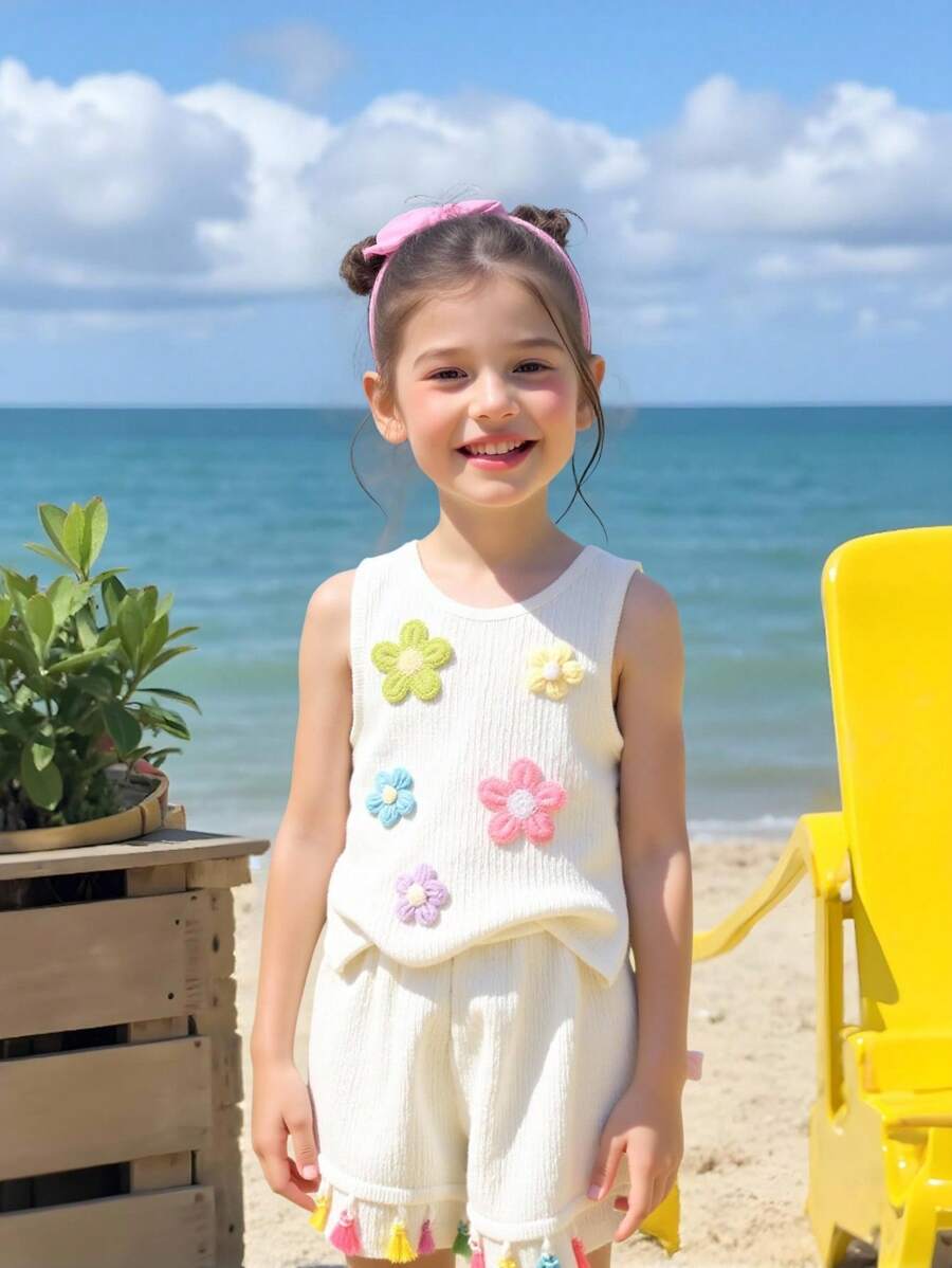 SHEIN 2pcs Young Girls Floral Embroidered Tank Top And Colorful Tassel Shorts Set - Apricot - View 1