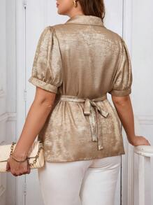 SHEIN Clasi 大码女式优雅简约纽扣装饰蝴蝶结短袖轻薄衬衫 - 金色 - 查看 2