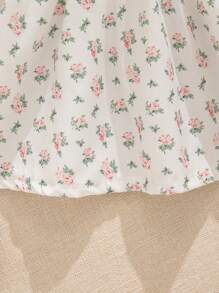 SHEIN Ensemble 2 pièces de style campagnard pour fille, blouse à manches courtes à fleurs et mini-jupe dans des couleurs claires. Convient pour les sorties quotidiennes, au printemps/été - Beige - Voir 8