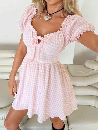 Roylia 心形领口褶饰蝴蝶结腰部粉色格子迷你连衣裙