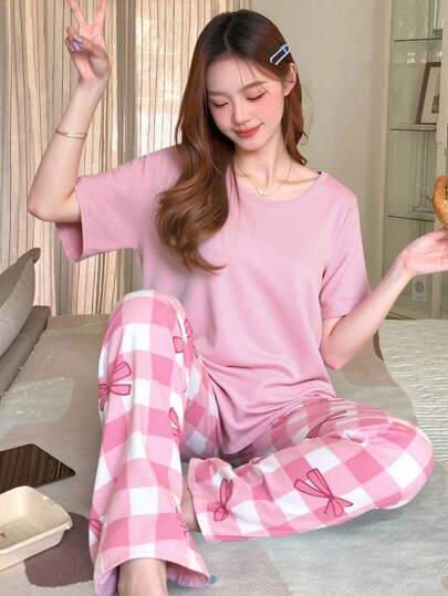 2 件套少女甜美可爱简约纯色粉色圆领短袖上衣和粉色蝴蝶结格子长裤休闲舒适睡衣套装