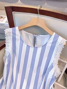 SHEIN LUNE 大码女式夏季蕾丝条纹无袖衬衫上衣 - 藍白色 - 查看 3