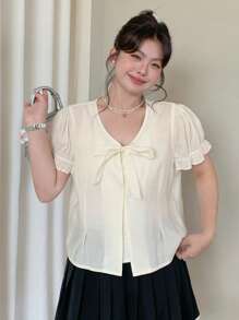 Dazy Plus Plain Color Lace-Up Collar Short White Short Sleeve Shirt