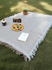 1 pièce Tapis de pique-nique d'extérieur moderne, équipement de camping, coussin de canapé, peut accueillir 1-4 personnes, convient pour la famille et les amis, coussin d'assise tapis à carreaux, couverture de style simple multifonctionnelle pour le voyage, le pique-nique à la campagne, le parc, couverture de camping portable essentielle, fournitures de pelouse, fournitures de plage, parc