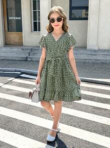 SHEIN Tween Girls' Casual Green Ditsy Floral V-Neck Ruffle Sleeve A-Line Short Sleeve Dress With Belt - Green - View 9