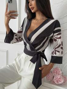 DAZY Áo cánh cổ chữ V cài nút phía trước cho nữ - Màu Khaki - Xem 5